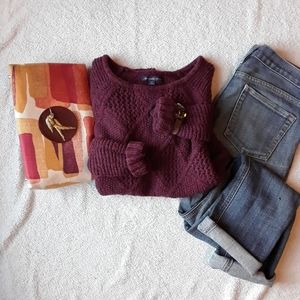 American Eagle Sweater